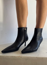 Load image into Gallery viewer, EMIKO BOOT - BLACK
