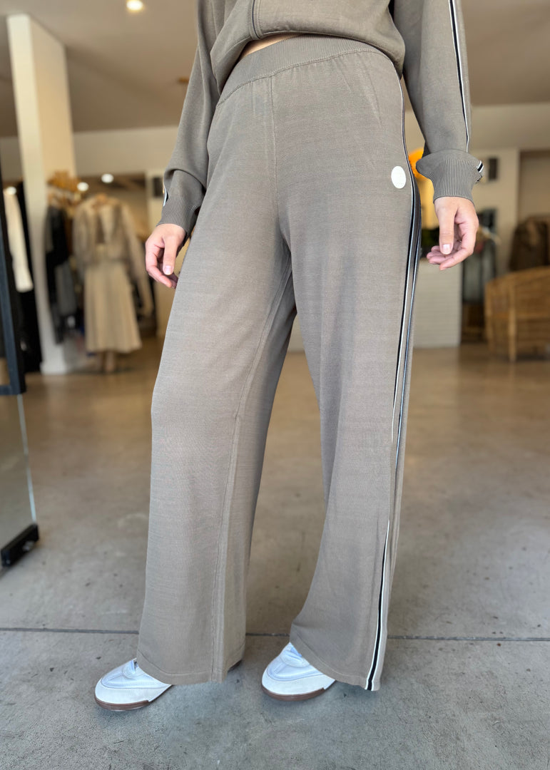 RETREAT KNIT PANT - BISCUIT