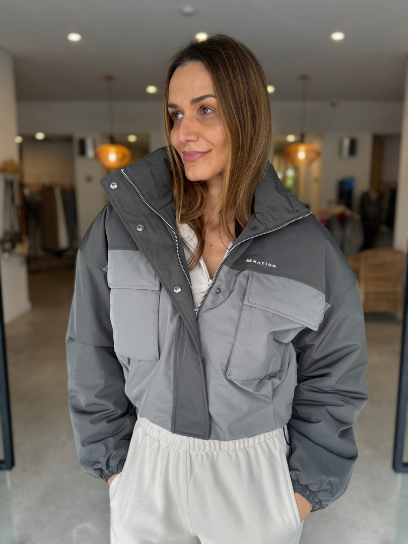 GUILD CROP JACKET CAVIAR