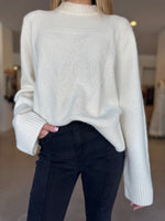 Load image into Gallery viewer, HELLENIC KNIT - IVORY
