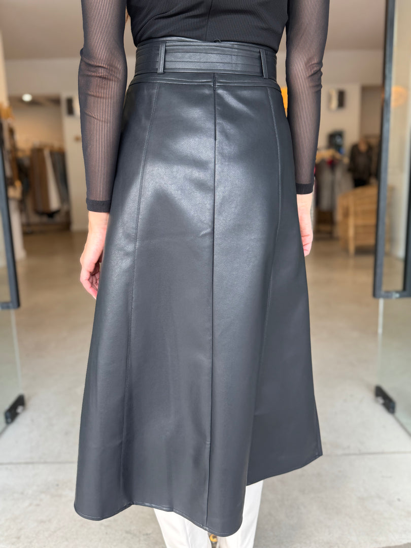 SANCIA FAUX LEATHER SKIRT BLACK