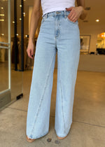 Load image into Gallery viewer, 94 SUPER WIDE KENDALL JEAN
