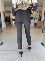 Load image into Gallery viewer, MAGIC STRETCH PANT
