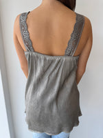 Load image into Gallery viewer, LACE CAMI * MUD
