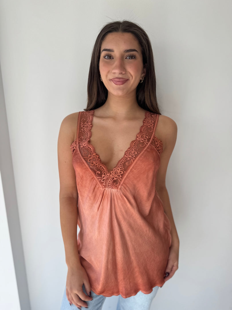LACE CAMI * RUST