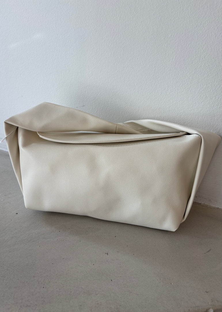 OLIVE HANDLE BAG - BONE