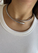 Load image into Gallery viewer, CATRELL CHOCKER - SILVER
