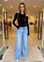 Load image into Gallery viewer, WEIGHTLESS GOOD STANDARD EASE JEAN
