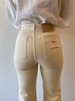 Load image into Gallery viewer, WILLOW WIDE JEAN - MILKSHAKE
