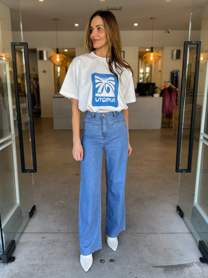 UTOPIA OVERSIZED TEE