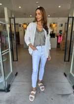 Load image into Gallery viewer, SHINNY MET FRONT JEAN - WHITE
