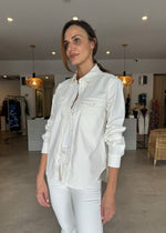 Load image into Gallery viewer, DENIM FITTED SHIRT WHITE
