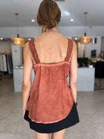 Load image into Gallery viewer, LACE CAMI - RUST
