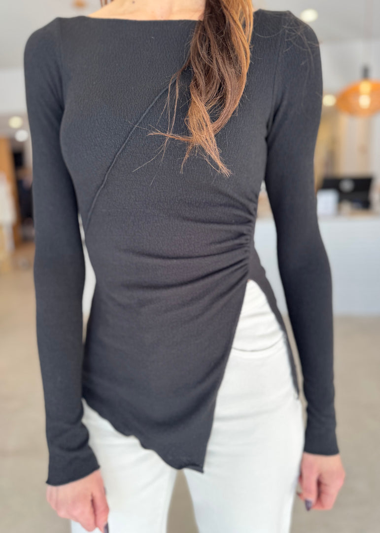 CORA LS TOP - BLACK