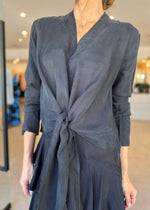 Load image into Gallery viewer, RYLIE CUPRO TOP - BLACK
