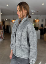 Load image into Gallery viewer, WEEKENDER JACKET
