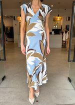 Load image into Gallery viewer, MAEVE MIDI DRESS
