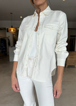 Load image into Gallery viewer, DENIM FITTED SHIRT WHITE
