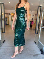 Load image into Gallery viewer, VESINA SEQUIN EMERALD

