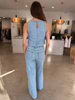 Load image into Gallery viewer, AMELIA JEANS - CHAMBRAY
