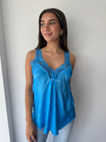Load image into Gallery viewer, LACE CAMI * BLUE CINA
