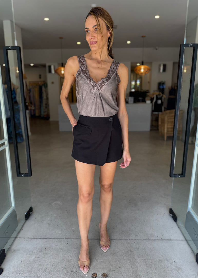 AGNES SKORT