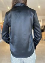 Load image into Gallery viewer, SILKY SHIRT - BLACK

