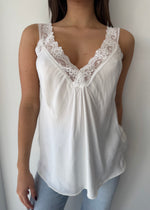 Load image into Gallery viewer, LACE CAMI * PANNA
