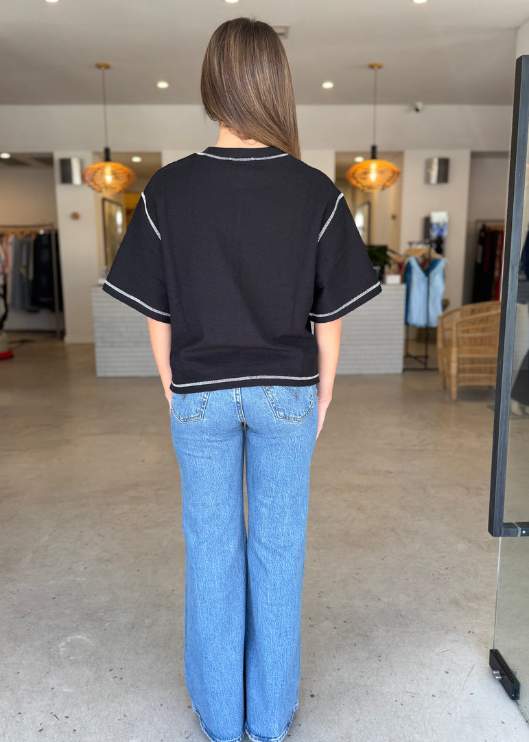 SUTTON TEE- BLACK