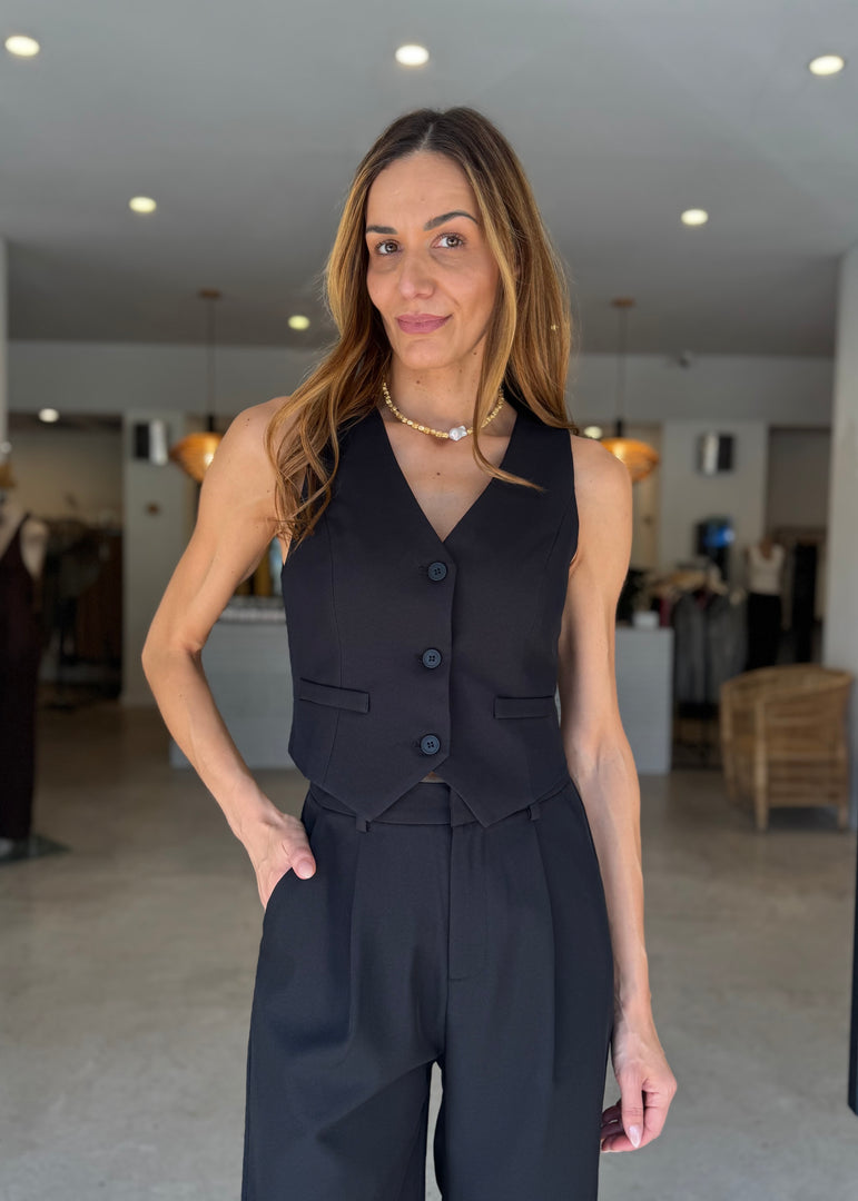 BETTINA BUTTON VEST BLACK