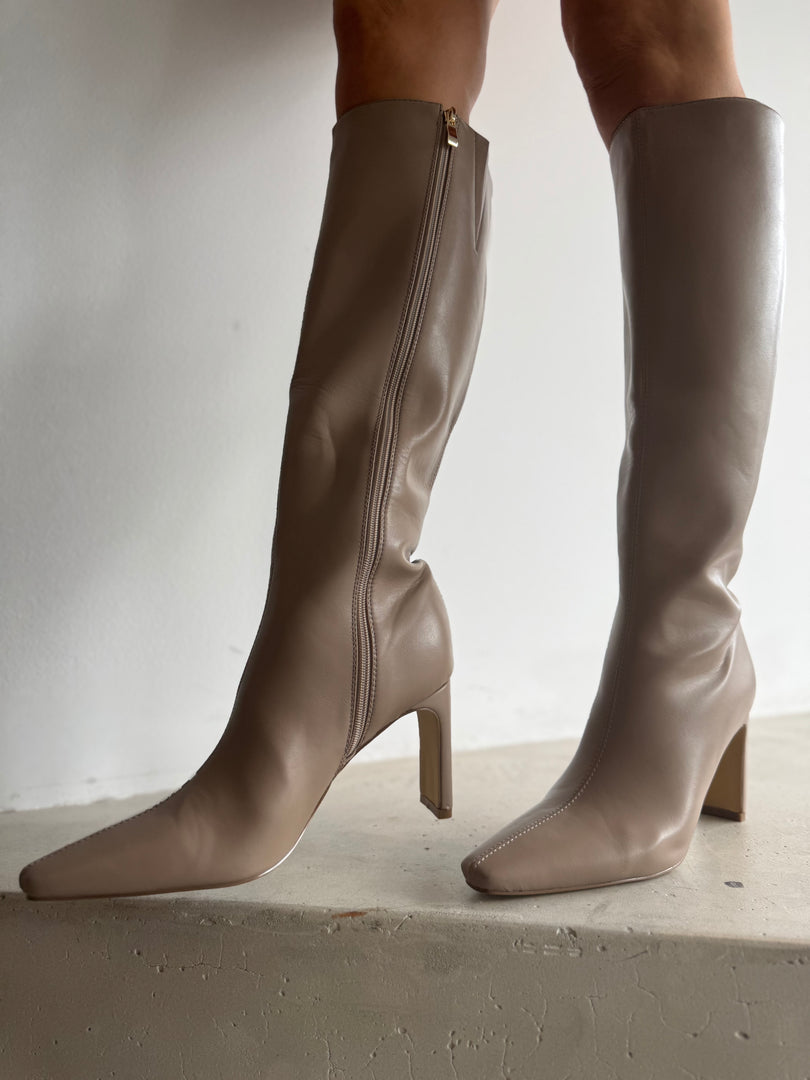 YOSHIKO BOOT - TRUFFLE