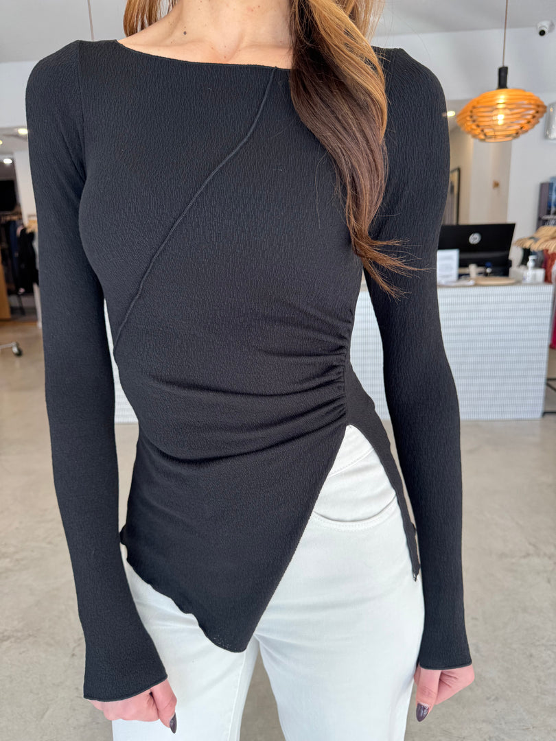 CORA LS TOP - BLACK