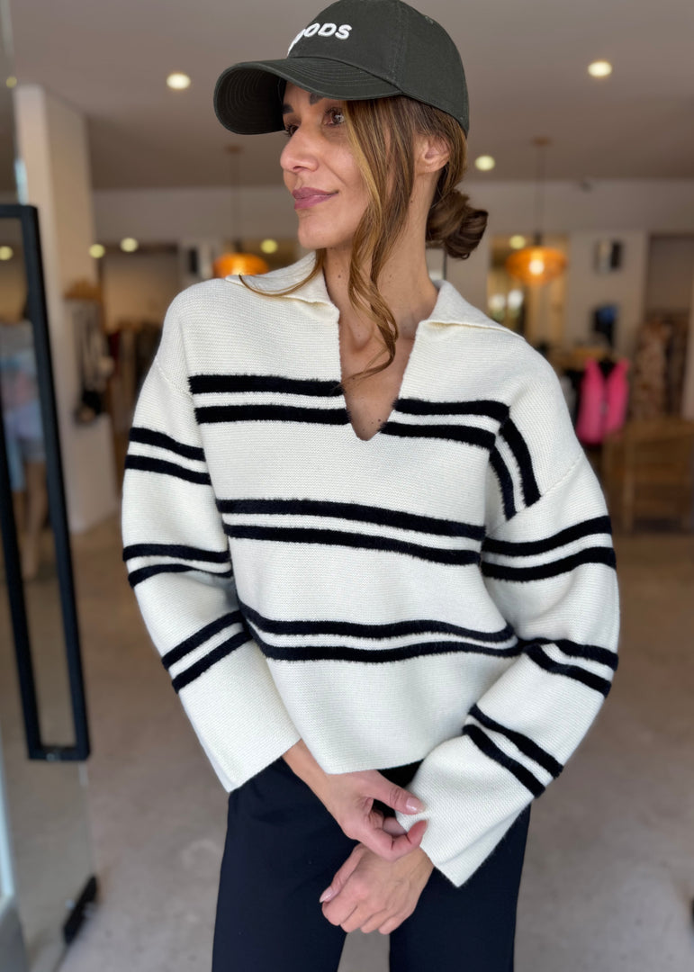 SURVEY KNIT - OFF WHITE