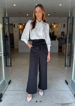 Load image into Gallery viewer, GISELLE BLOUSE WHITE
