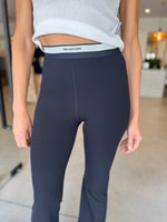Load image into Gallery viewer, AVANT FLARE LEGGING
