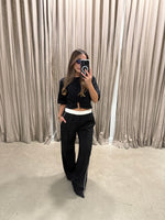 Load image into Gallery viewer, DAWSON RING TEE - BLACK
