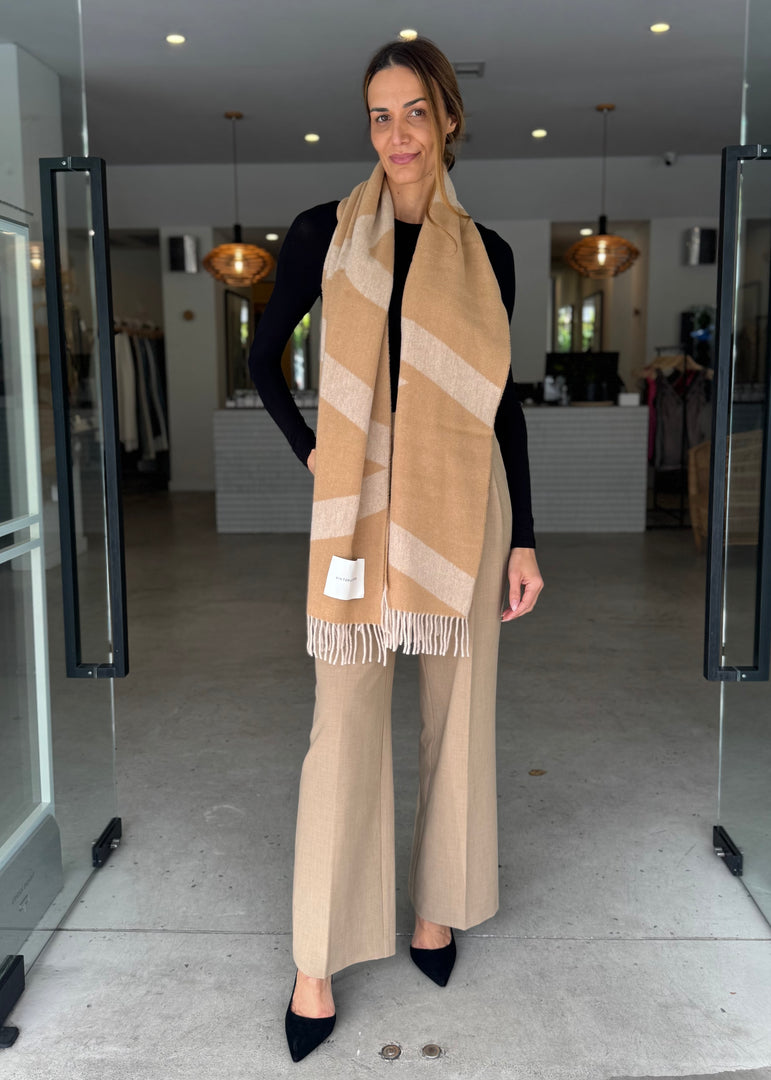 SNOWDRIFT SCARF