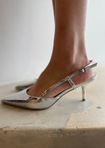Load image into Gallery viewer, YASIRA HEEL SILVER
