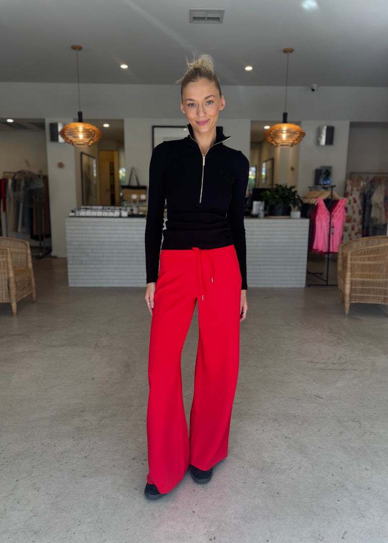 AIR ESS WIDE LEG PANT - RED