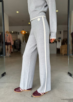 Load image into Gallery viewer, VERGE KNIT PANT

