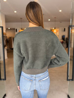 Load image into Gallery viewer, GREENPOINT V NECK KNIT CAVIAR
