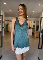 Load image into Gallery viewer, LACE CAMI - BOTTIGLIA
