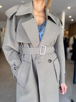 Load image into Gallery viewer, DILLEN TRENCH COAT - TAUPE
