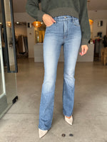 Load image into Gallery viewer, GOOD CLASSIC BOOT DEEP V JEAN
