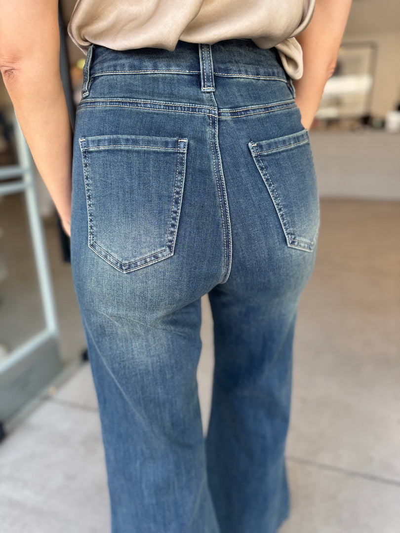 INTUITION JEAN