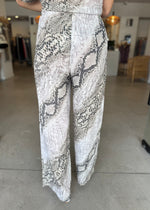 Load image into Gallery viewer, EMMY PANT
