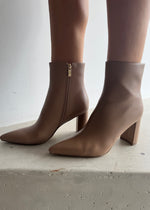 Load image into Gallery viewer, NICOLETTA BOOT - ALMOND
