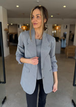 Load image into Gallery viewer, EVIE BLAZER
