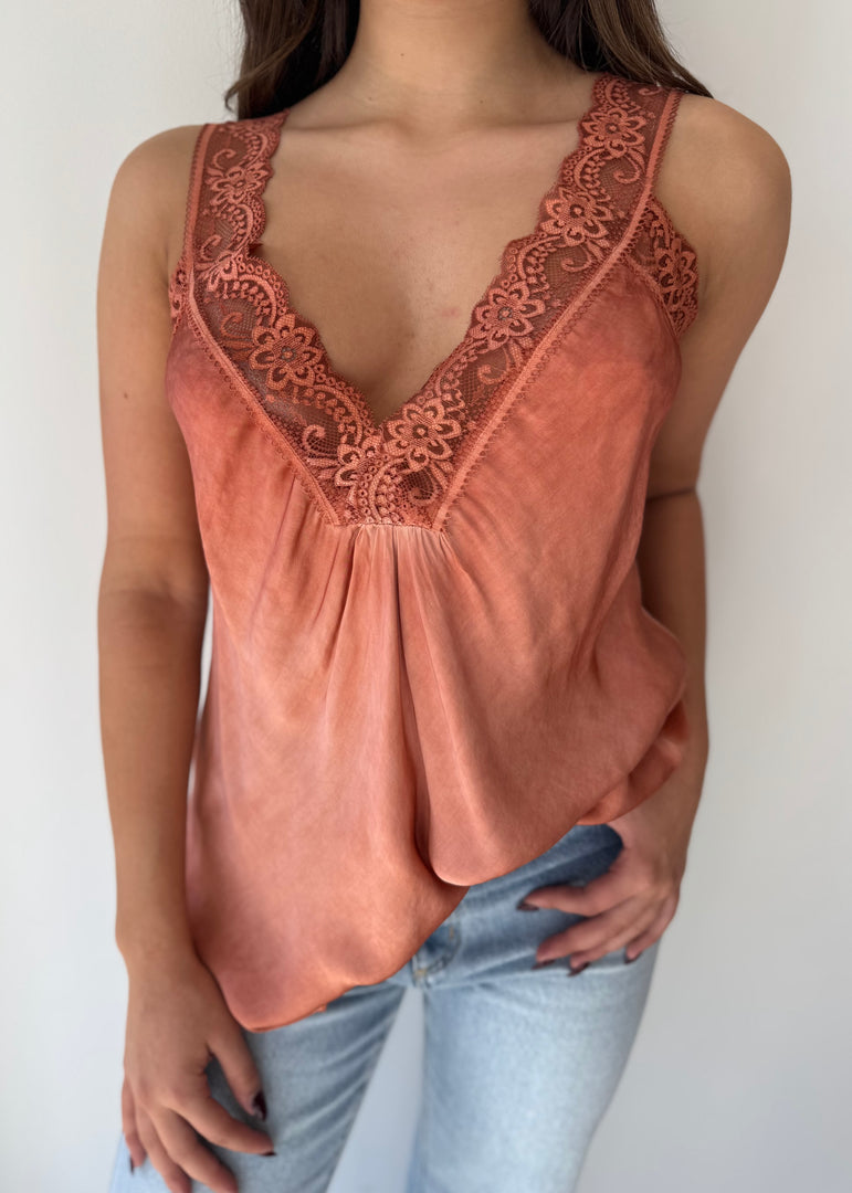 LACE CAMI * RUST
