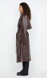 Load image into Gallery viewer, SCYLLA TRENCH COAT BURGUNDY

